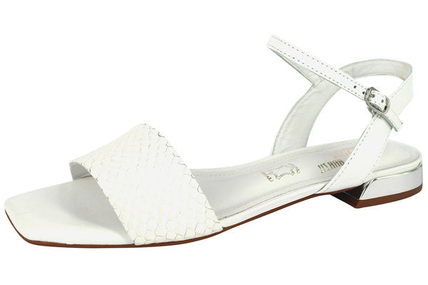 620 - POLARIS / WHITE