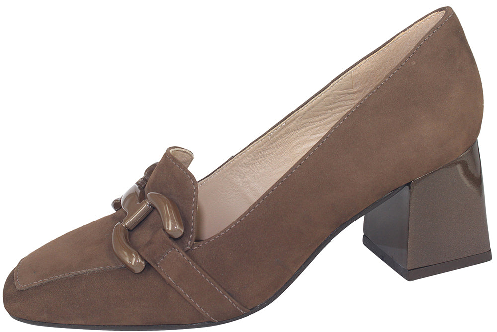 642  -  NUBUCK EARTH