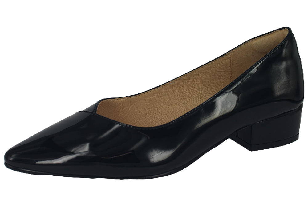 604 - SOFT PATENT BLACK
